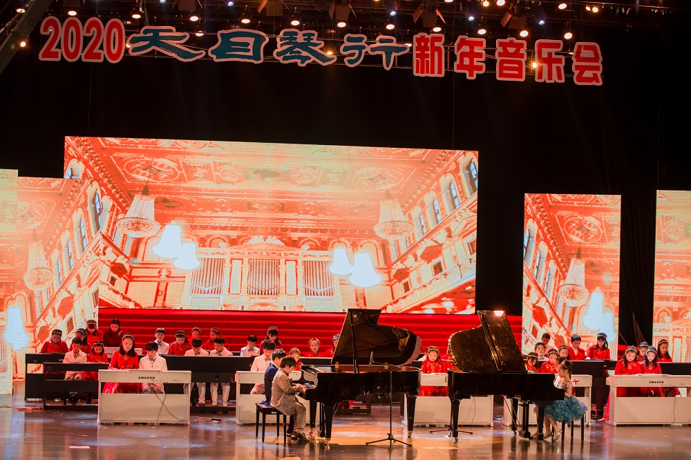 鋼琴合奏-軍隊(duì)進(jìn)行曲 指導(dǎo)老師：劉宇陽(yáng) 徐蕊 胡小龍.JPG